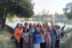 Half-Day-Kolkata-City-Tour-Guests-at-the-Victoria-Memorial