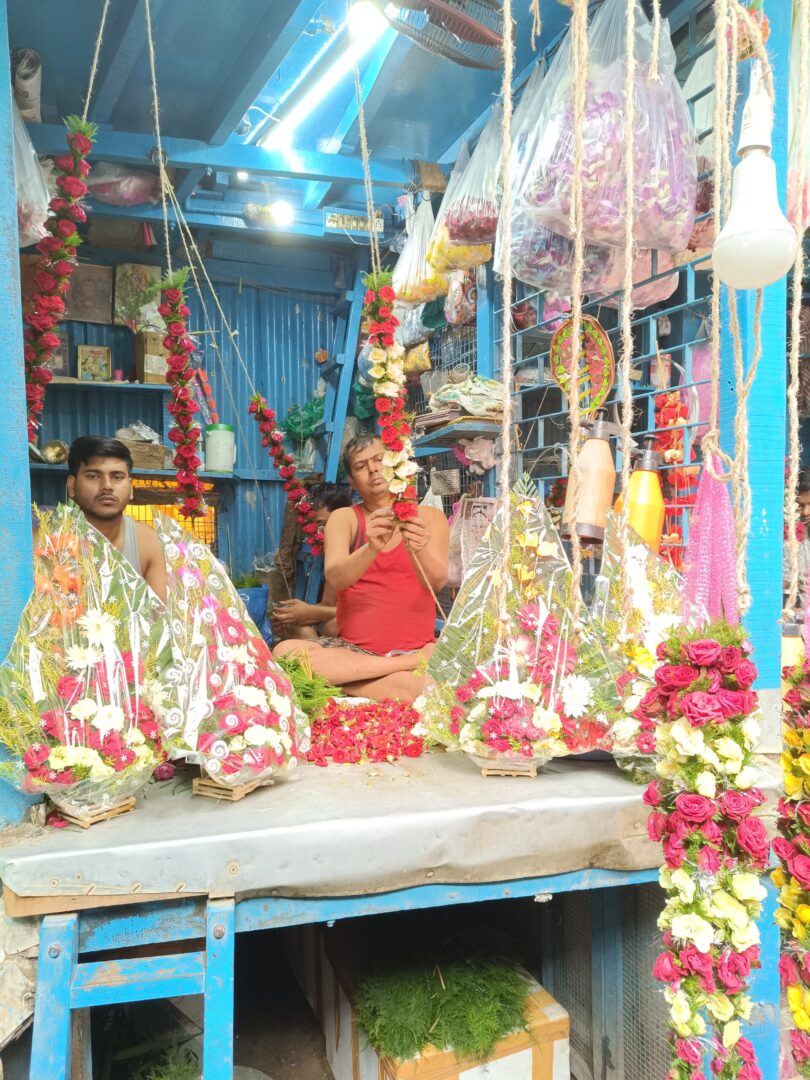inside-the-Flower-Market